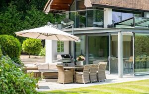 A Masterpiece of Elegance in Ascot’s Prestigious Enclave - Sunningdale, United Kingdom