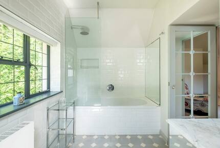 A Masterpiece of Elegance in Ascot’s Prestigious Enclave - Sunningdale, United Kingdom