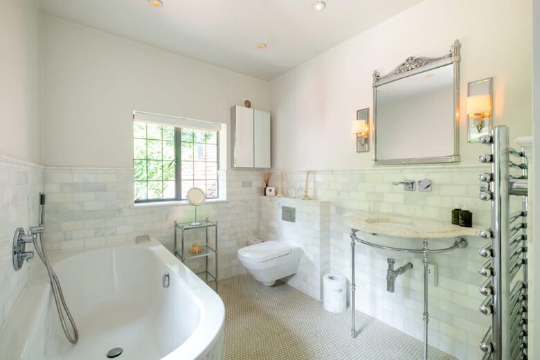 A Masterpiece of Elegance in Ascot’s Prestigious Enclave - Sunningdale, United Kingdom