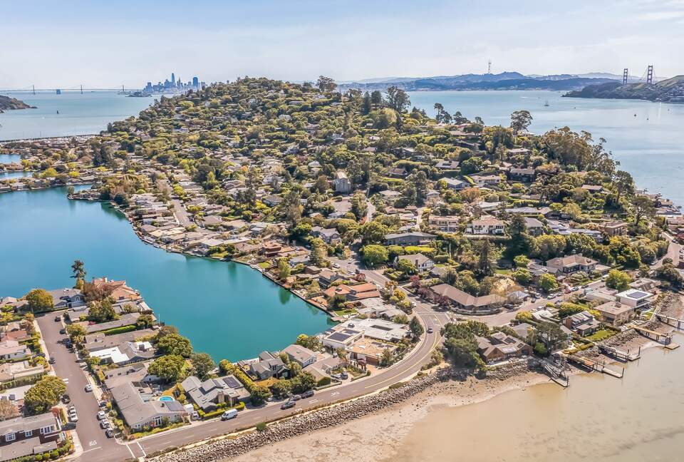 Mid-Century Gem with Pool - Belvedere Tiburon, California
