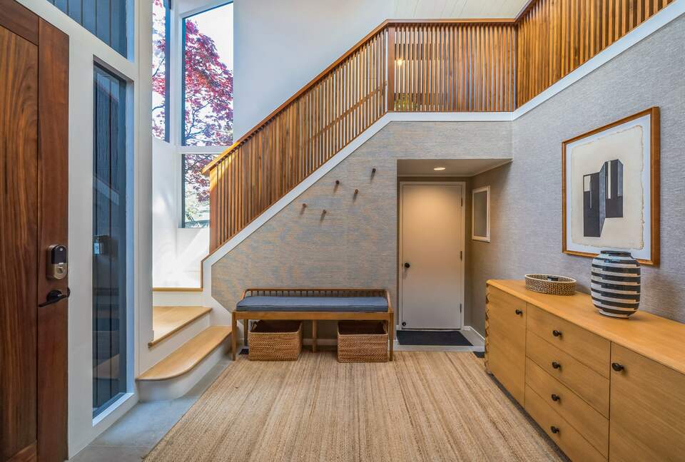 Mid-Century Gem with Pool - Belvedere Tiburon, California