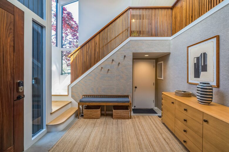 Mid-Century Gem with Pool - Belvedere Tiburon, California