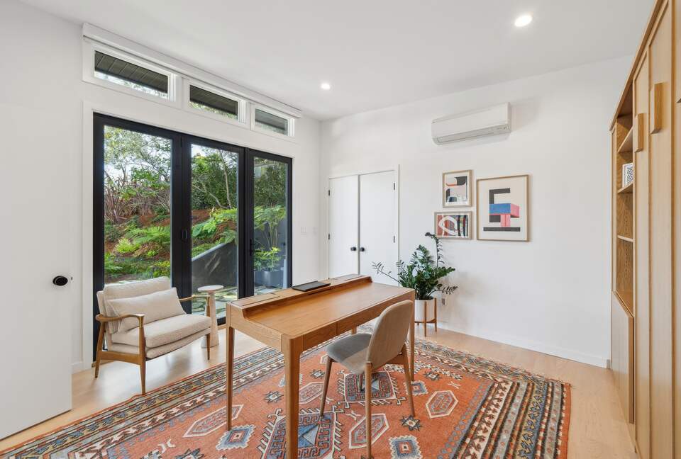 Mid-Century Gem with Pool - Belvedere Tiburon, California