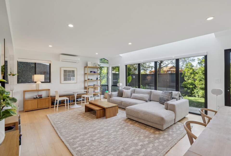 Mid-Century Gem with Pool - Belvedere Tiburon, California