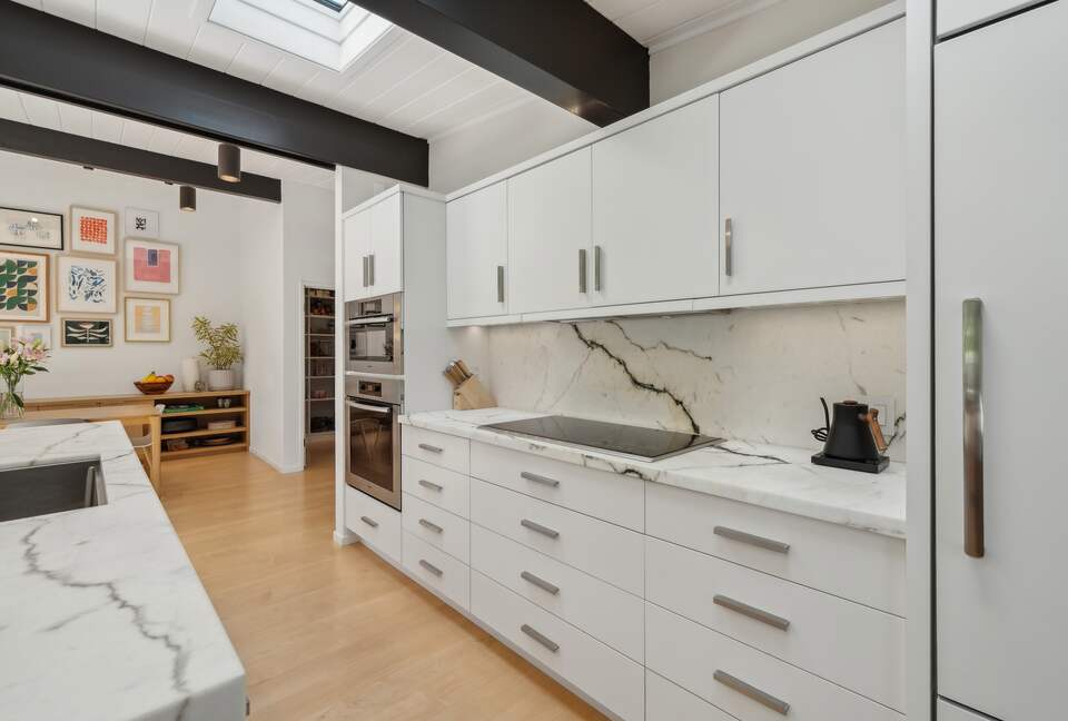 Mid-Century Gem with Pool - Belvedere Tiburon, California