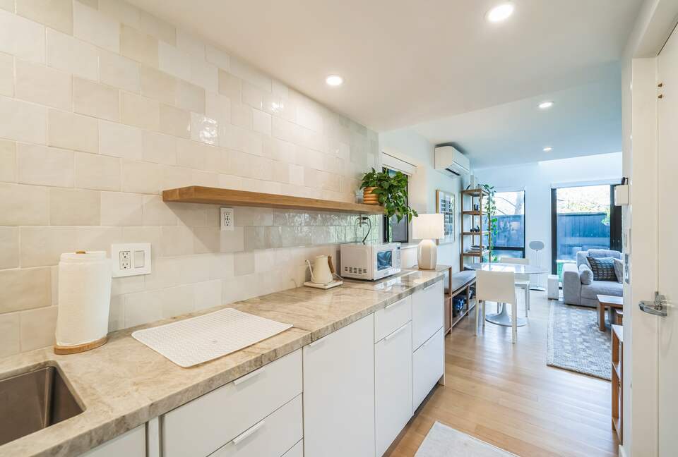 Mid-Century Gem with Pool - Belvedere Tiburon, California