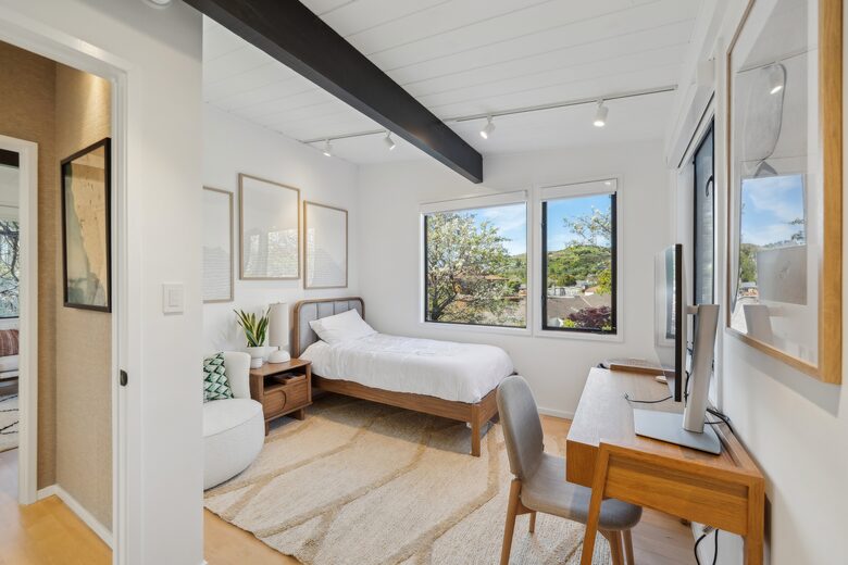 Mid-Century Gem with Pool - Belvedere Tiburon, California