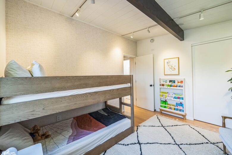 Mid-Century Gem with Pool - Belvedere Tiburon, California