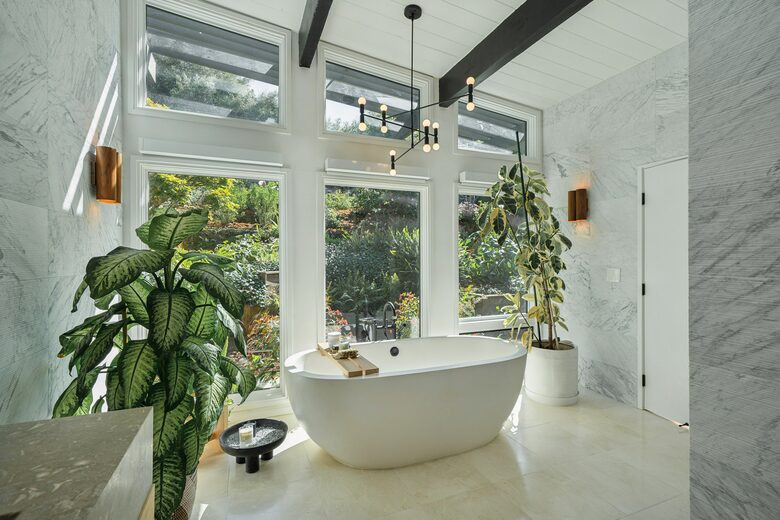 Mid-Century Gem with Pool - Belvedere Tiburon, California