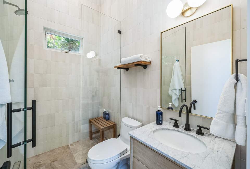 Mid-Century Gem with Pool - Belvedere Tiburon, California