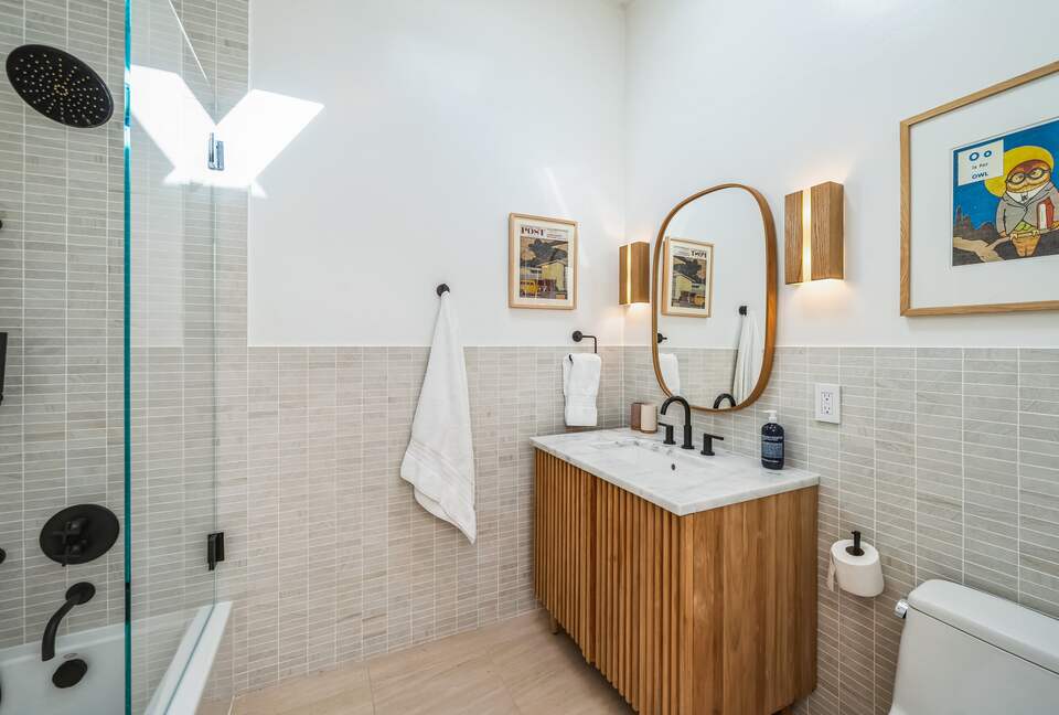 Mid-Century Gem with Pool - Belvedere Tiburon, California