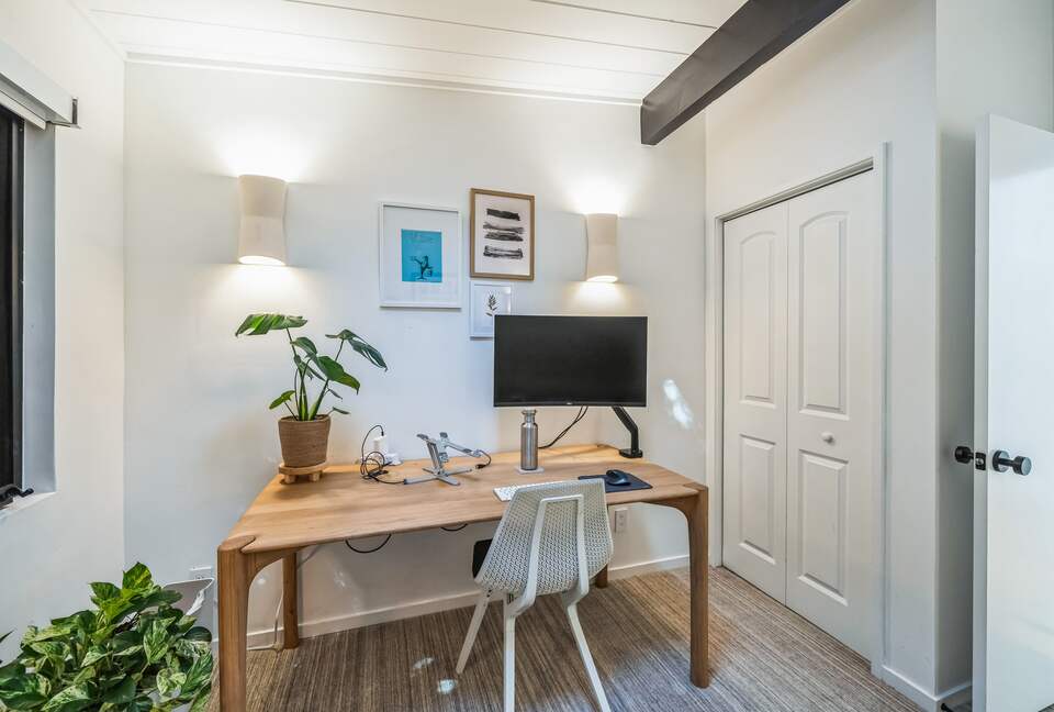 Mid-Century Gem with Pool - Belvedere Tiburon, California