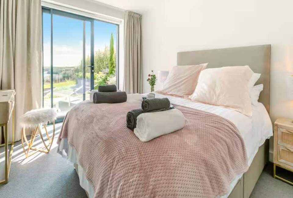 A Contemporary Haven on the Roseland Peninsula - Saint Mawes, United Kingdom