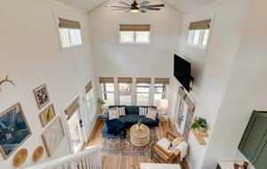 Tracy City Tiny Home Haven with Creek Views and Modern Comfort - Tracy City, Tennessee