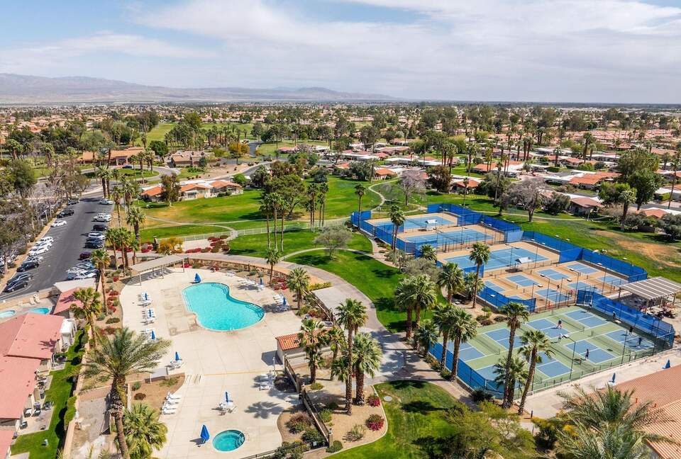 Desert Elegance with Private Pool Near Coachella - Indio, California