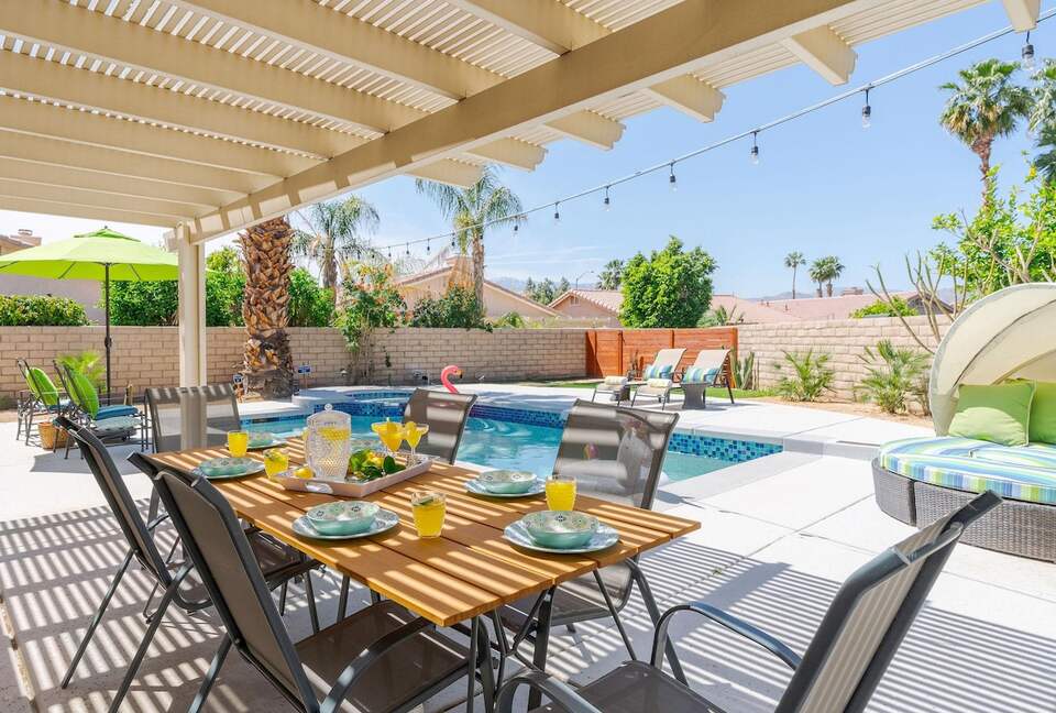 Desert Elegance with Private Pool Near Coachella - Indio, California