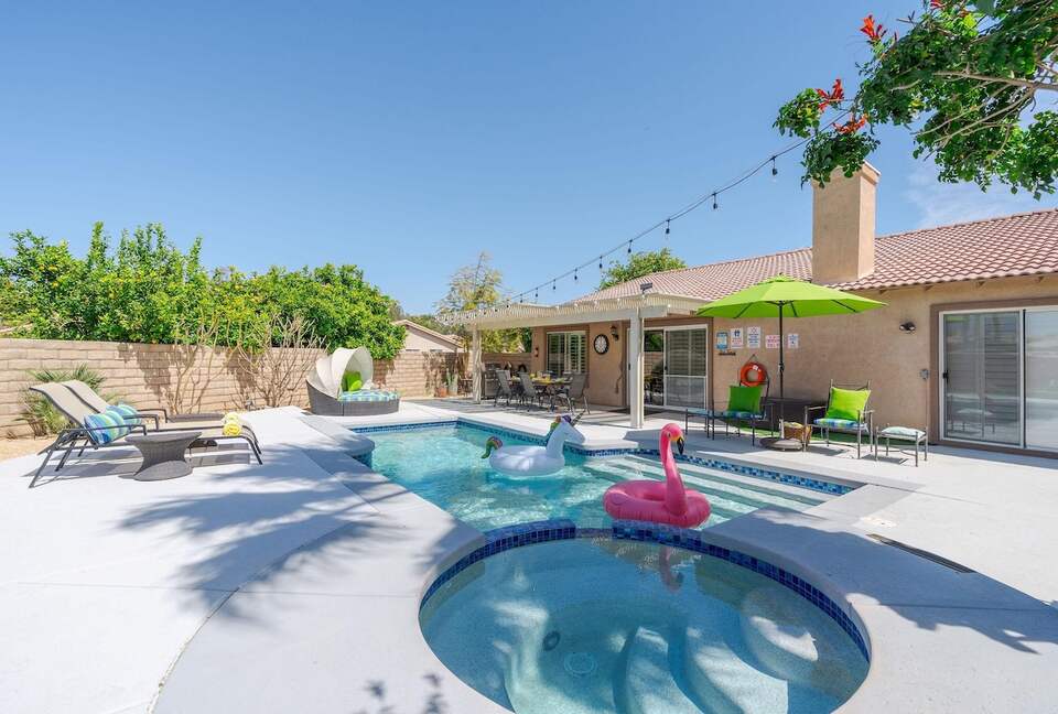 Desert Elegance with Private Pool Near Coachella - Indio, California