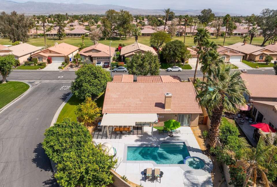Desert Elegance with Private Pool Near Coachella - Indio, California