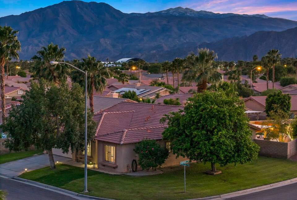 Desert Elegance with Private Pool Near Coachella - Indio, California