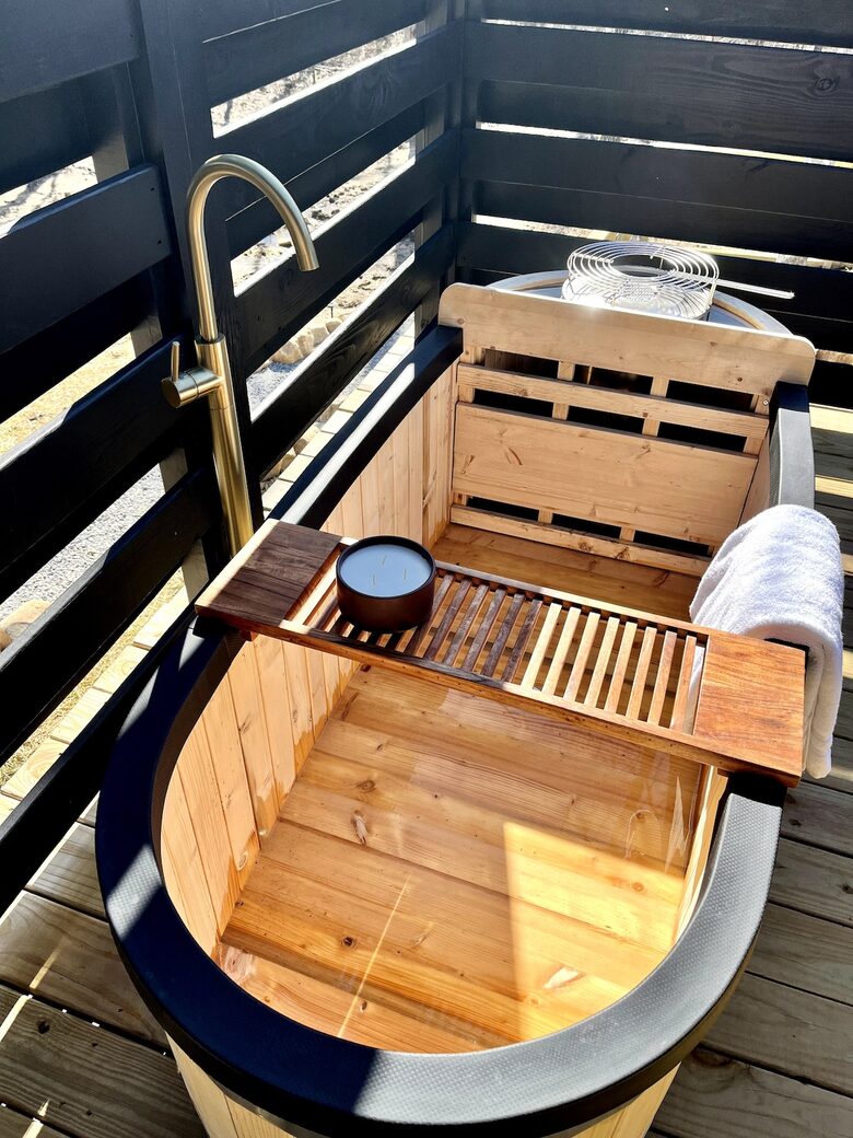 Tracy City Tiny Home Haven with Creek Views and Modern Comfort - Tracy City, Tennessee