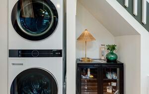 Tracy City Tiny Home Haven with Creek Views and Modern Comfort - Tracy City, Tennessee