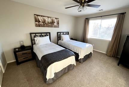 Elegant Lake & Country Haven - Little Elm, Texas