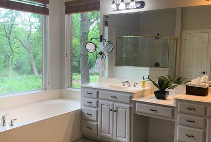 Elegant Lake & Country Haven - Little Elm, Texas