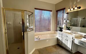 Elegant Lake & Country Haven - Little Elm, Texas