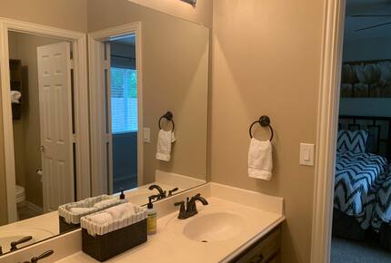 Elegant Lake & Country Haven - Little Elm, Texas