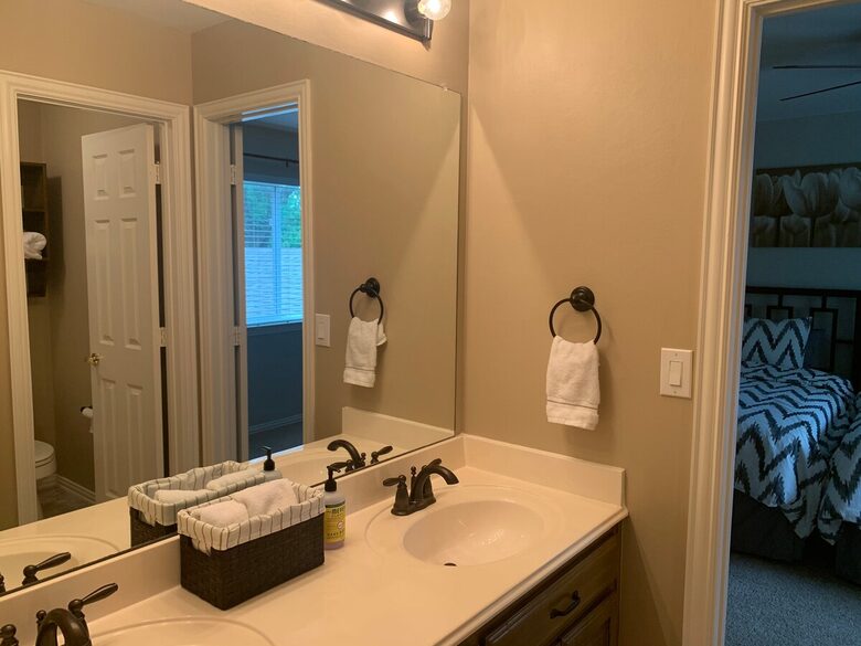 Elegant Lake & Country Haven - Little Elm, Texas