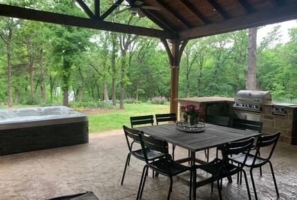 Elegant Lake & Country Haven - Little Elm, Texas