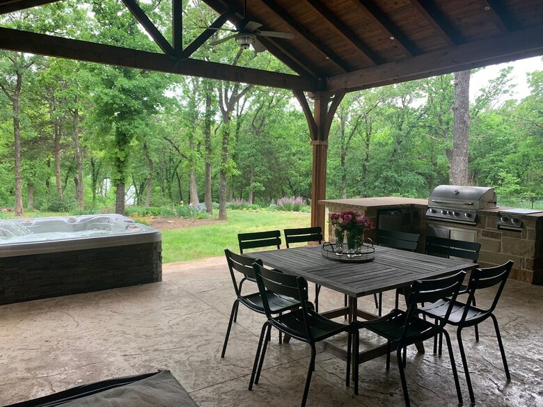 Elegant Lake & Country Haven - Little Elm, Texas