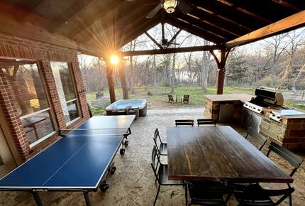 Elegant Lake & Country Haven - Little Elm, Texas