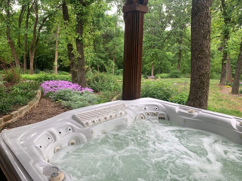Elegant Lake & Country Haven - Little Elm, Texas