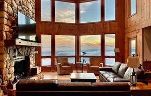 Three-State Views from a Mountain Haven - Beech Mountain, North Carolina