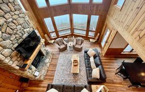 Three-State Views from a Mountain Haven - Beech Mountain, North Carolina