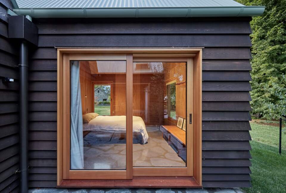 Modern Alpine Retreat with Stunning Mountain Views - Wānaka, New Zealand