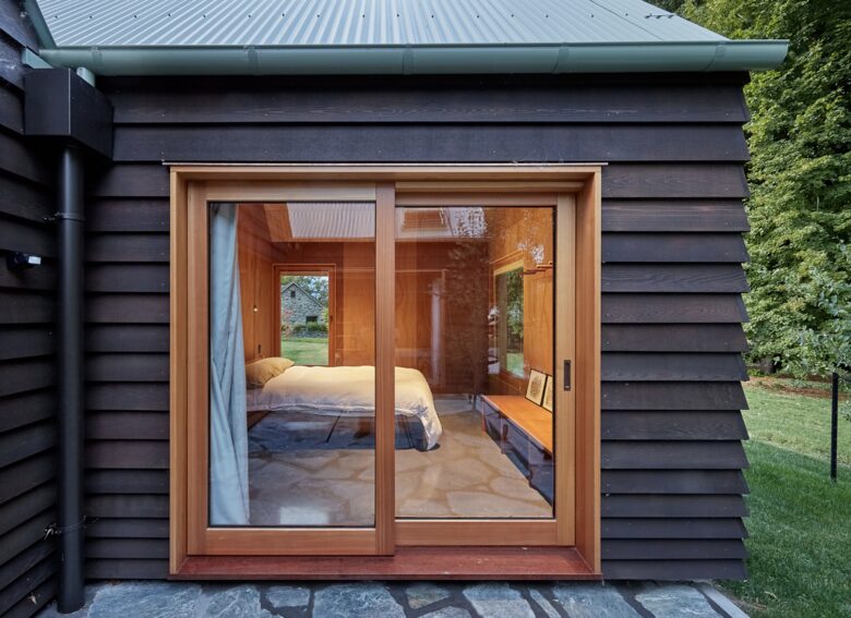 Modern Alpine Retreat with Stunning Mountain Views - Wānaka, New Zealand