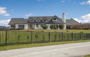 Wainui Estate | Grand Luxury Near the Coast - Wainui, New Zealand