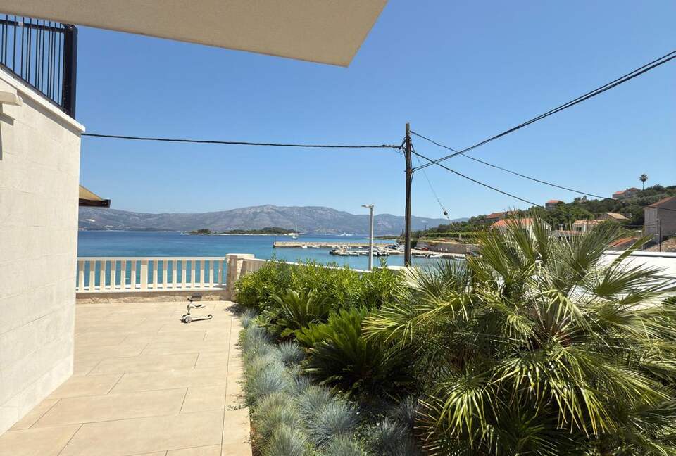 Exclusive Waterfront Villa with Panoramic Adriatic Views - Lumbarda, Korčula Island, Croatia