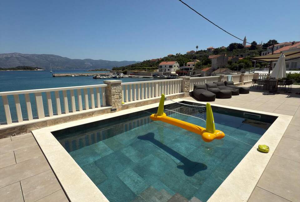 Exclusive Waterfront Villa with Panoramic Adriatic Views - Lumbarda, Korčula Island, Croatia