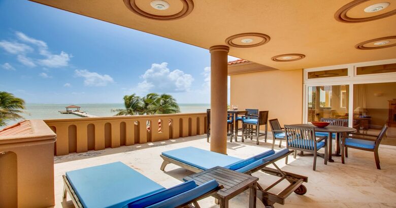 Oceanfront Elegance on Ambergris Caye - San Pedro, Belize