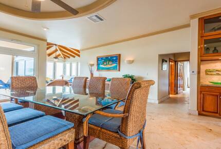 Oceanfront Elegance on Ambergris Caye - San Pedro, Belize