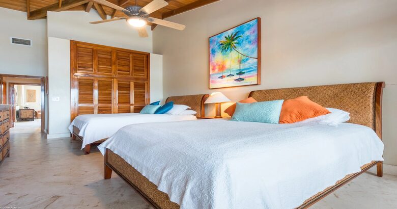 Oceanfront Elegance on Ambergris Caye - San Pedro, Belize