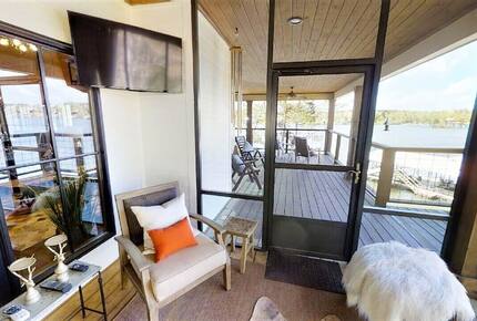 Graceful Living at Rocky Springs Lakefront - Bremen, Alabama