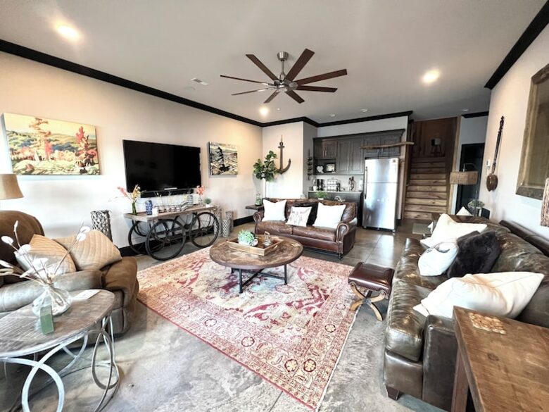Graceful Living at Rocky Springs Lakefront - Bremen, Alabama
