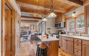 Cozy Cabin with River Views Near Okemo - Proctorsville, Vermont