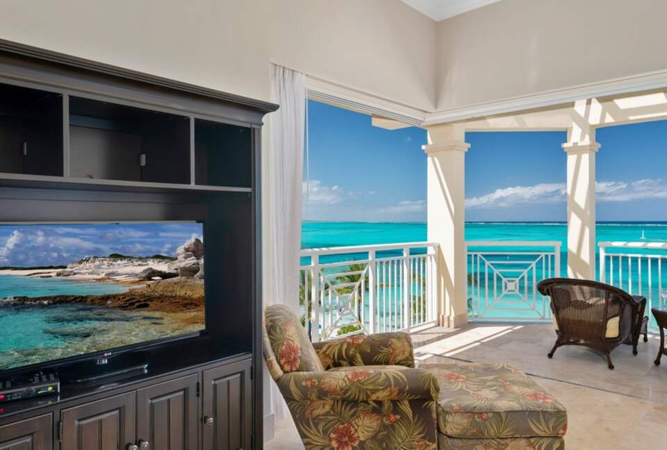 Oceanfront Penthouse Paradise in Turks & Caicos - Provo, Turks and Caicos Islands