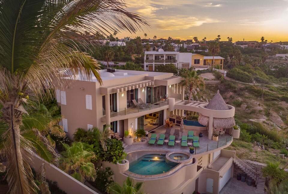 Oceanfront Elegance at Cabo Bello - Cabo Bello, Mexico