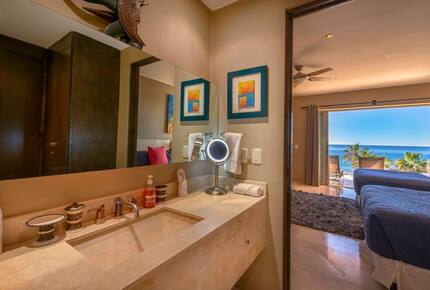 Oceanfront Elegance at Cabo Bello - Cabo Bello, Mexico